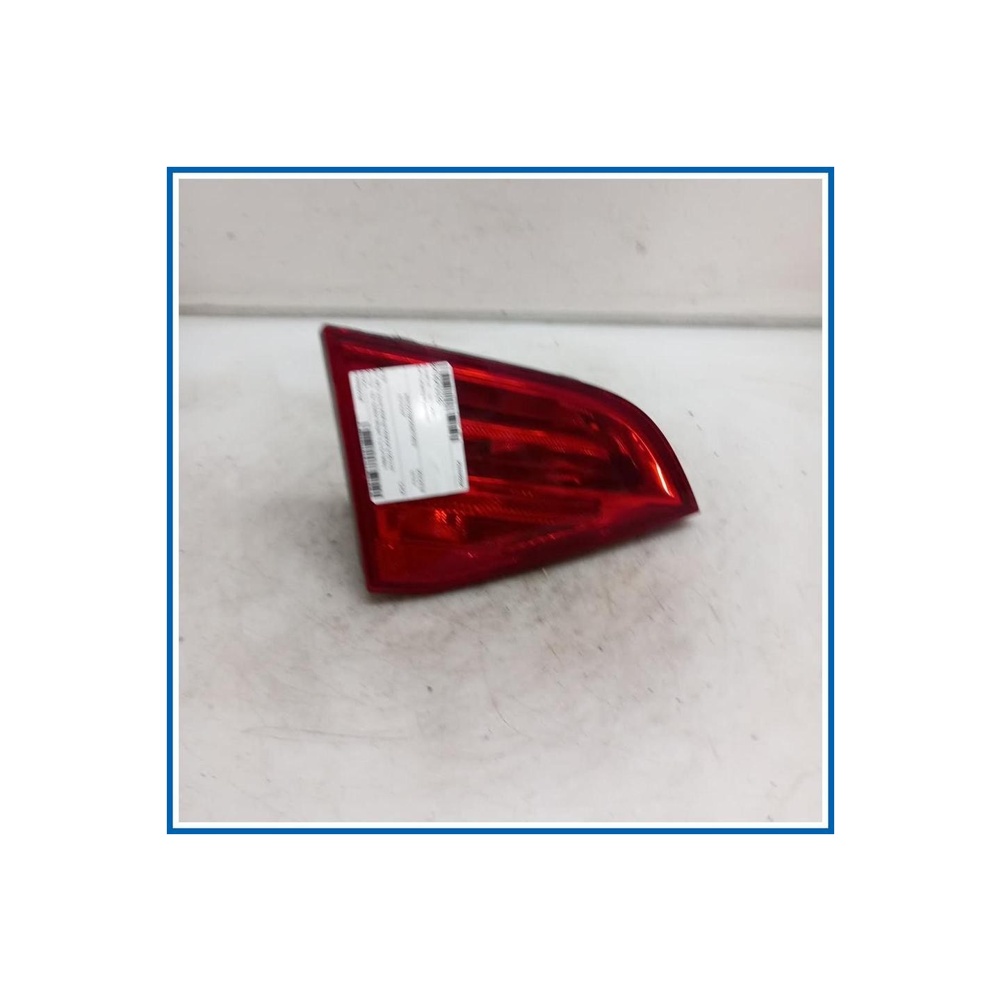 Fanale int. . | sx. | post. AUDI A4 8K5 Avant