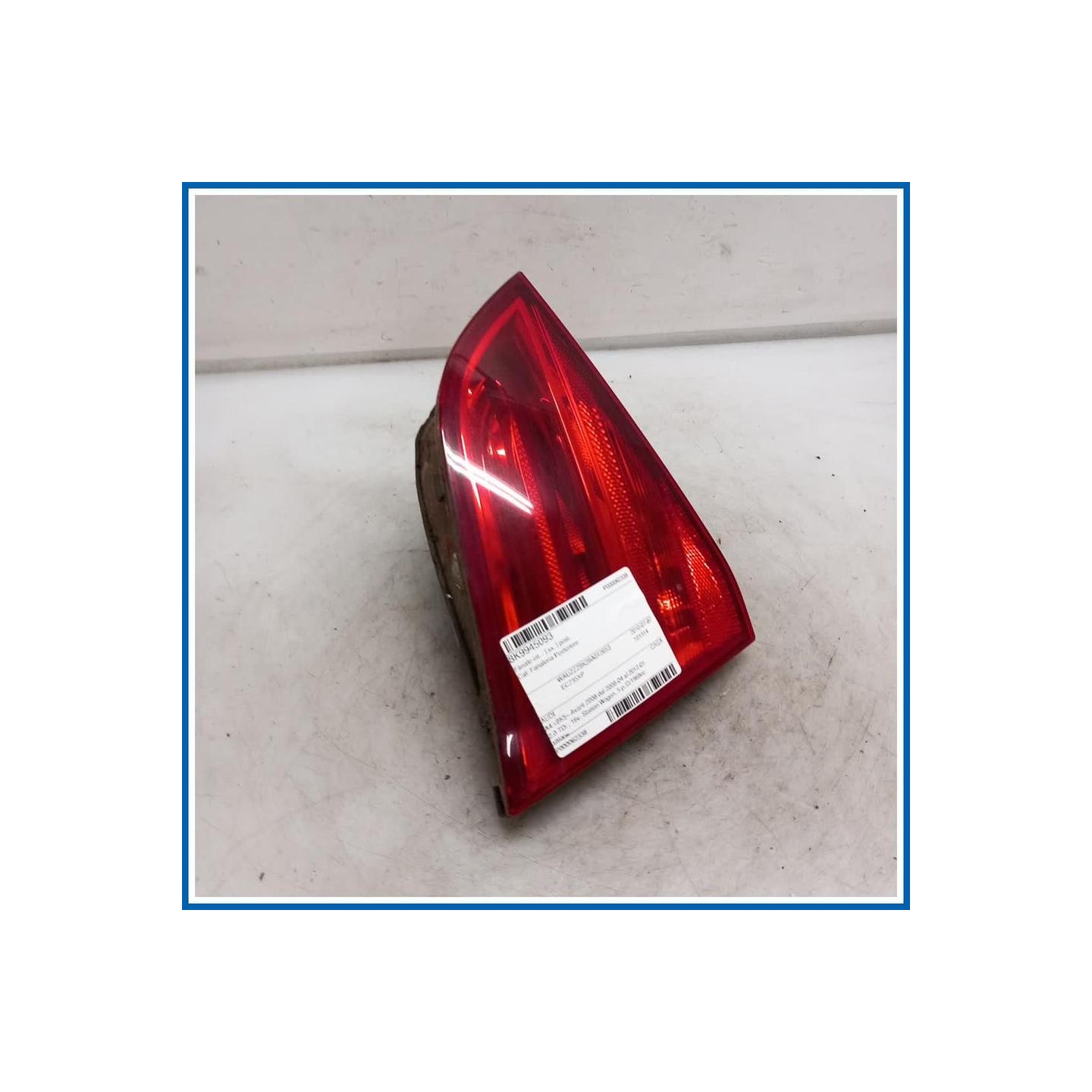 Fanale int. . | sx. | post. AUDI A4 8K5 Avant