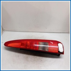 Fanale Lamp Assy - Rear; Stop And Flasher | dx. | post. FORD Fusion