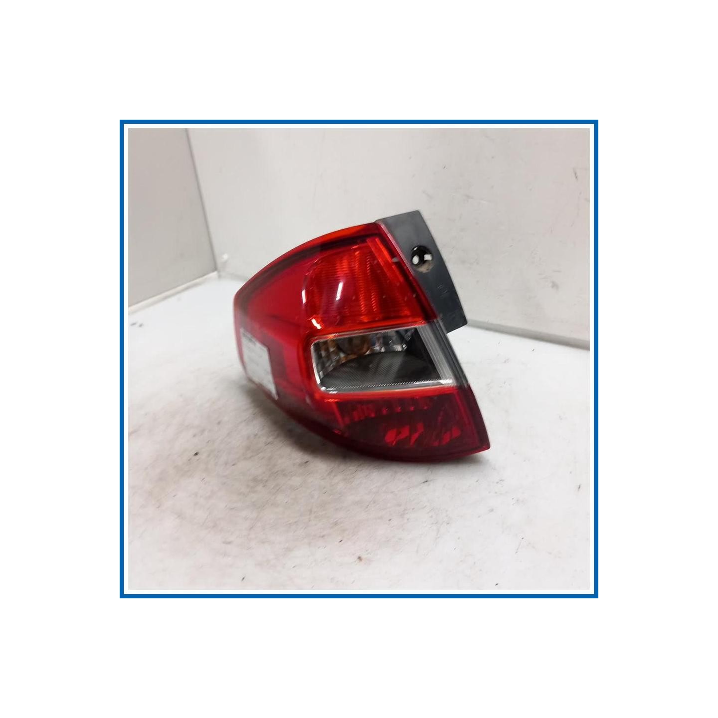 Fanale est. FANALINO POSTE SX | sx. | post. RENAULT Koleos I