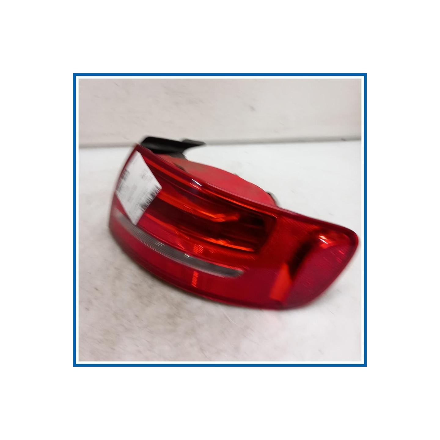 Fanale est. . | dx. | post. AUDI A4 8K5 Avant