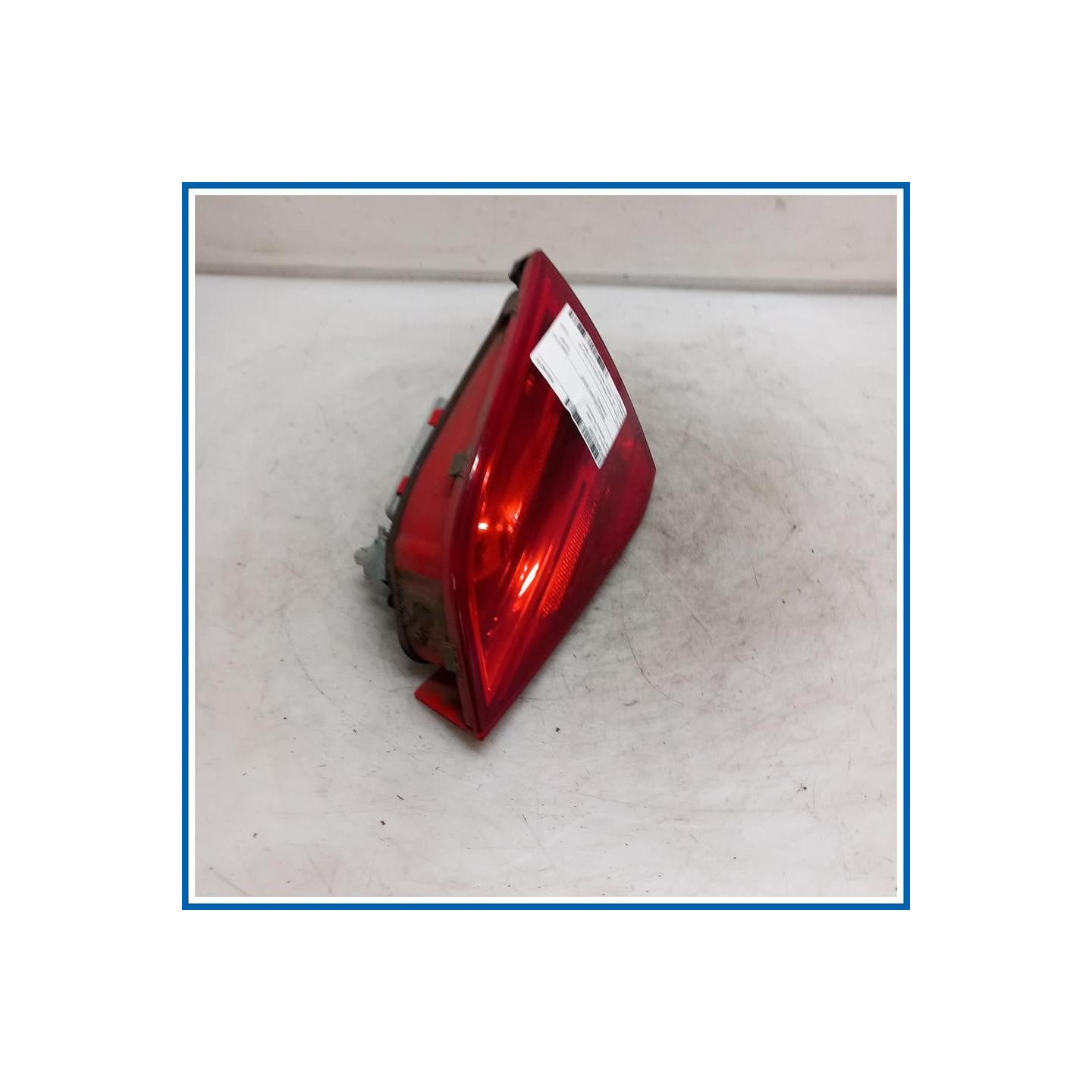 Fanale int. . | dx. | post. AUDI A4 8K5 Avant