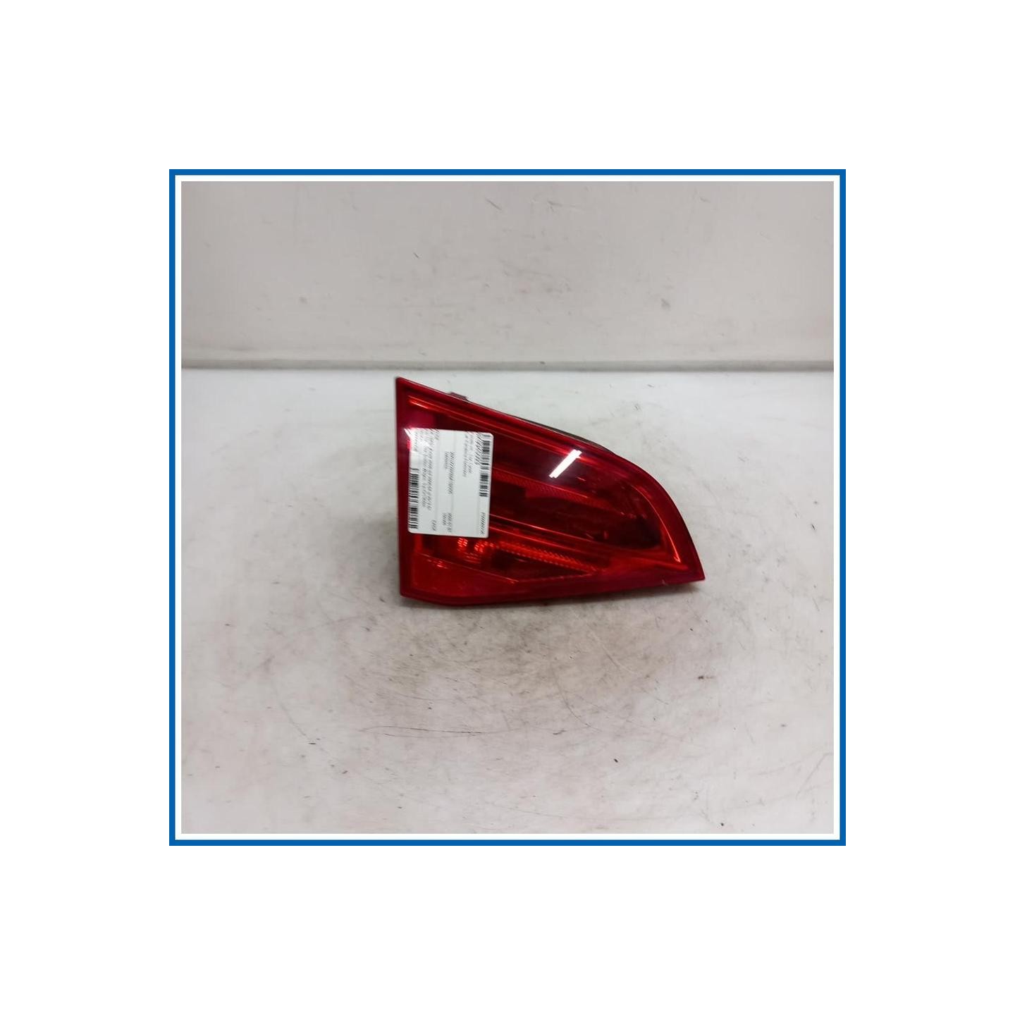 Fanale int. . | sx. | post. AUDI A4 8K5 Avant