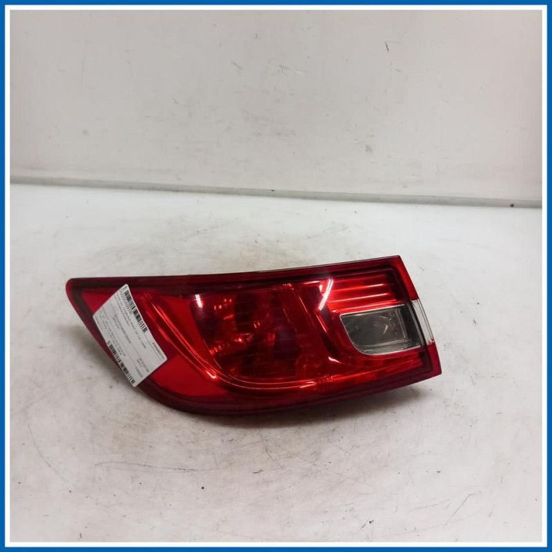 Fanale est. FANALINO POST SX | sx. | post. RENAULT Clio IV