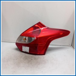 Fanale Lamp Assy - Rear; Stop And Flasher | dx. | post. FORD Focus IV
