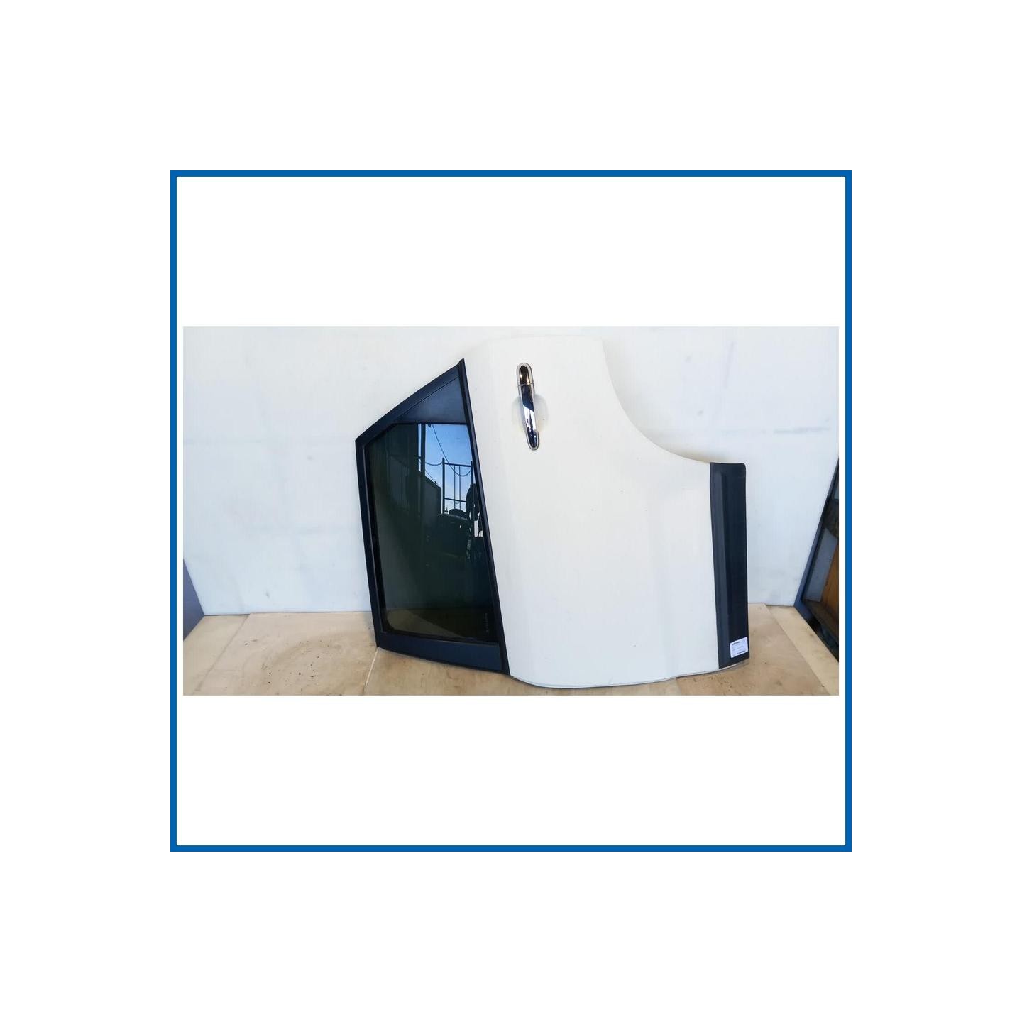 Porta PANEL ASSY-REAR DOOR,RH | dx. | post. KIA Sorento III
