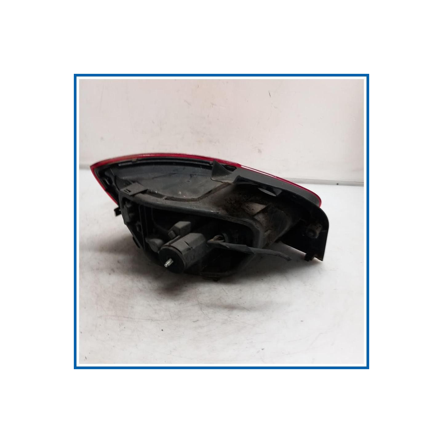 Fanale . | dx. | post. SEAT Ibiza V 6J5