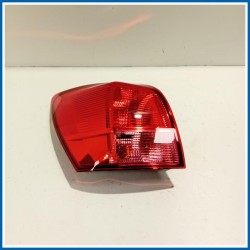 Fanale est. FARO POST SX | sx. | post. NISSAN Qashqai I