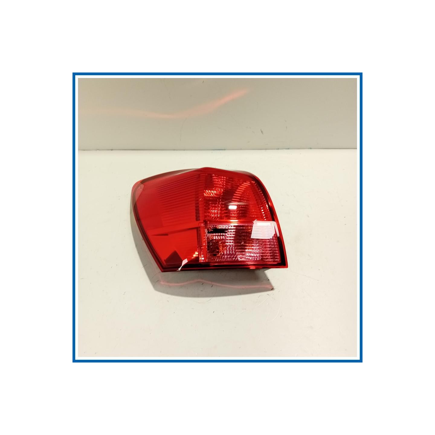 Fanale est. FARO POST SX | sx. | post. NISSAN Qashqai I