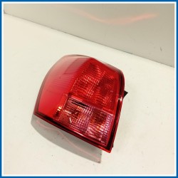 Fanale est. FARO POST SX | sx. | post. NISSAN Qashqai I