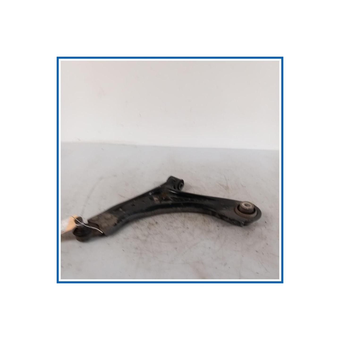 Braccio oscillante ARM ASSY - FRONT SUSPENSION | sx. | ant. FORD Focus V