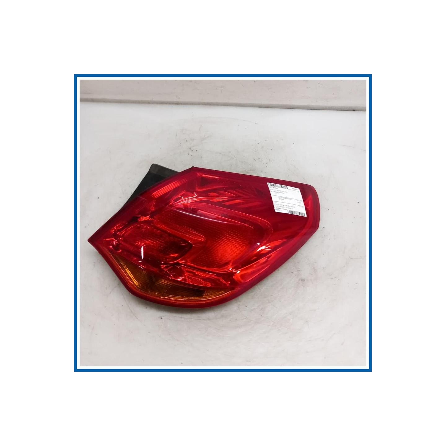 Fanale est. FANALE | dx. | post. OPEL Astra J