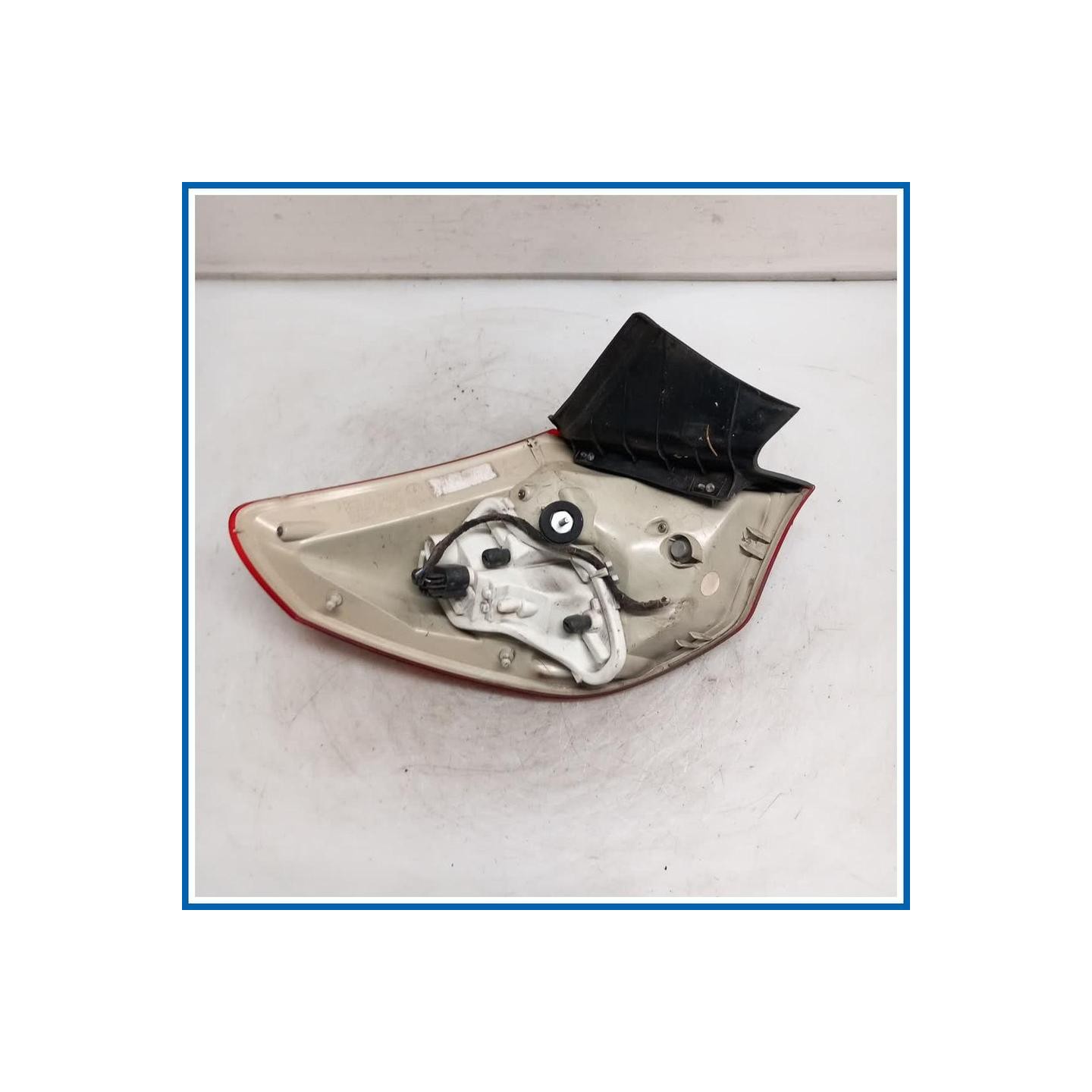 Fanale est. FANALE | dx. | post. OPEL Astra J