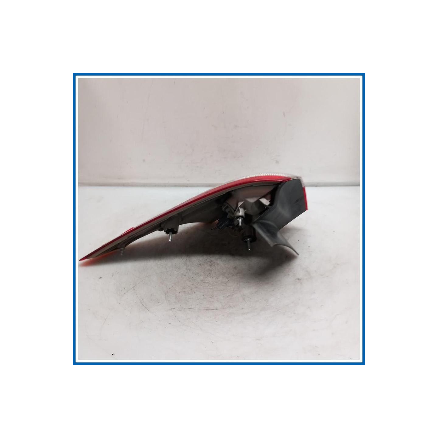 Fanale est. Lamp Assy - Rear; Stop And Flasher | dx. | post. FORD Focus IV SW