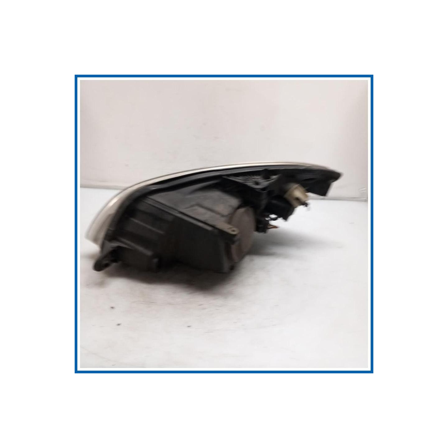 Proiettore . | dx. | ant. SKODA Roomster 5J7