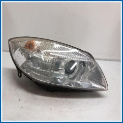Proiettore . | dx. | ant. SKODA Roomster 5J7