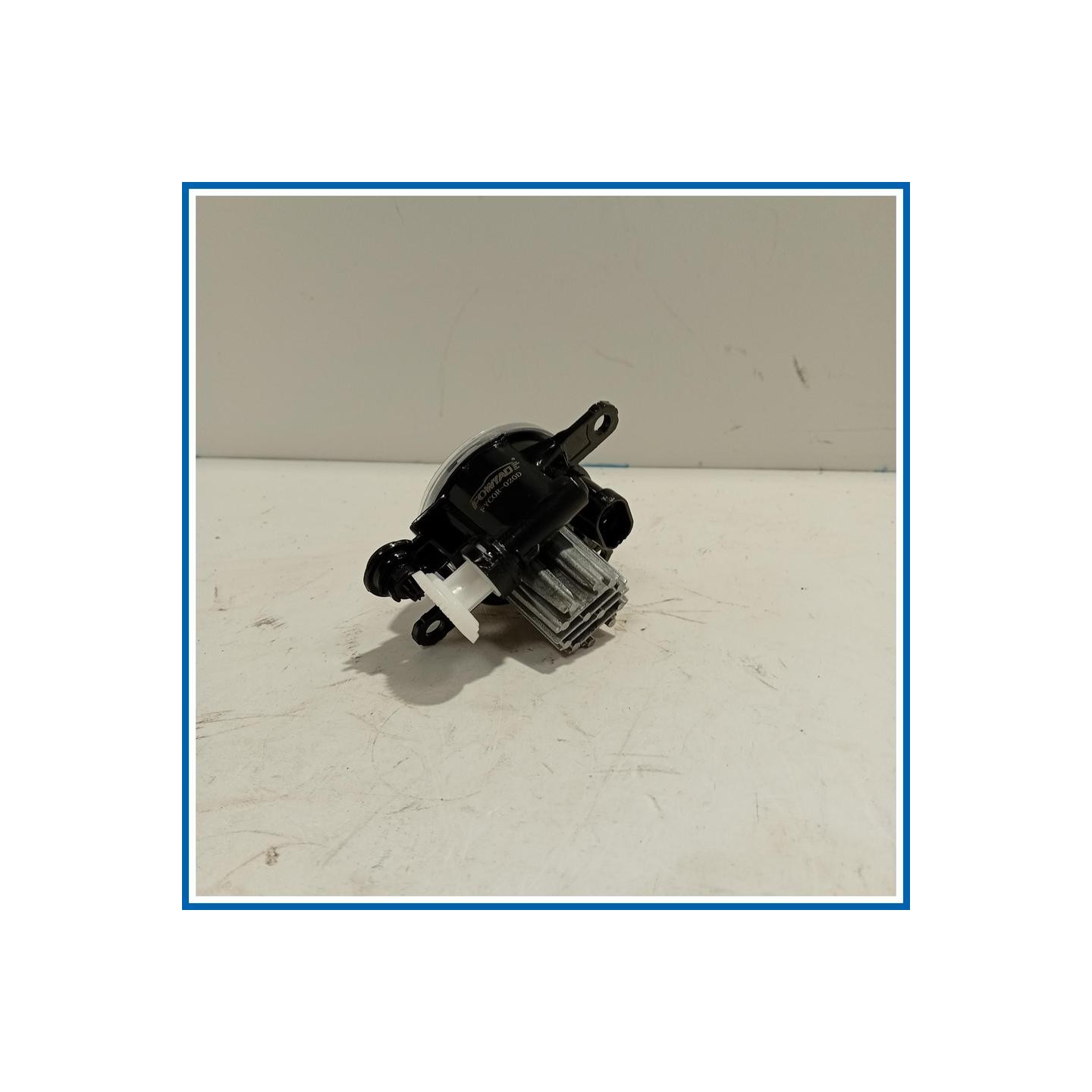 Fendinebbia PROIETTORE ANTI | dx. | ant. PEUGEOT 2008 I