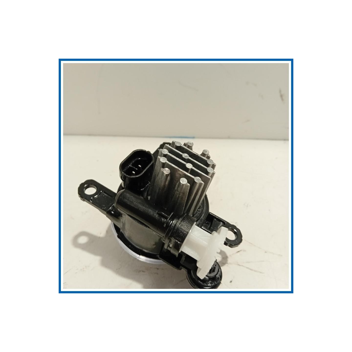 Fendinebbia PROIETTORE ANTI | dx. | ant. PEUGEOT 2008 I