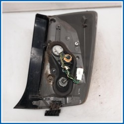 Fanale PLASTICA POST.SX | sx. | post. TOYOTA Prius II