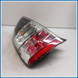 Fanale PLASTICA FARO POST | sx. | post. TOYOTA Prius I