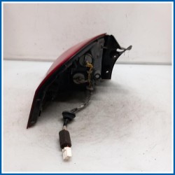 Fanale est. LAMP ASSY-REAR COMB OUTSIDE,RH | dx. | post. KIA Rio III