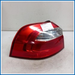 Fanale est. LAMP ASSY-REAR COMB OUTSIDE,LH | sx. | post. KIA Rio III