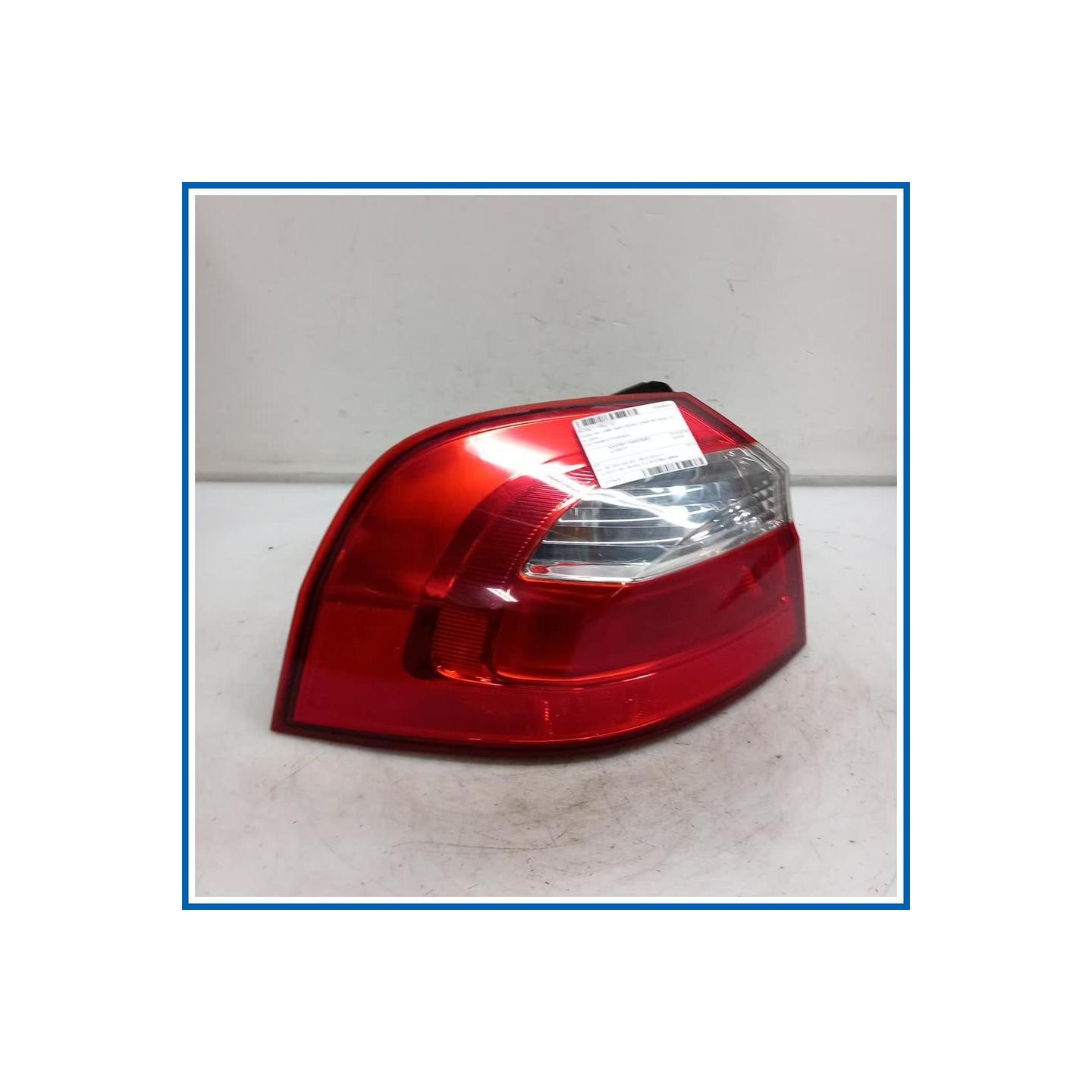 Fanale est. LAMP ASSY-REAR COMB OUTSIDE,LH | sx. | post. KIA Rio III