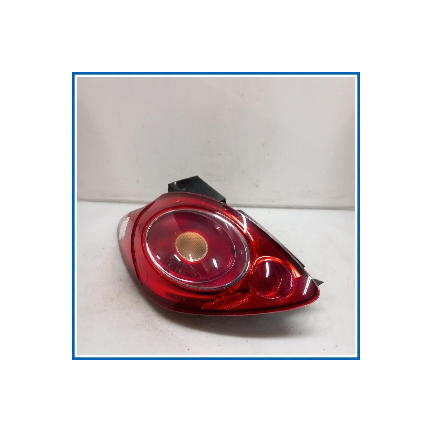 Fanale Lamp Assy - Rear; Stop And Flasher | sx. | post. FORD KA II