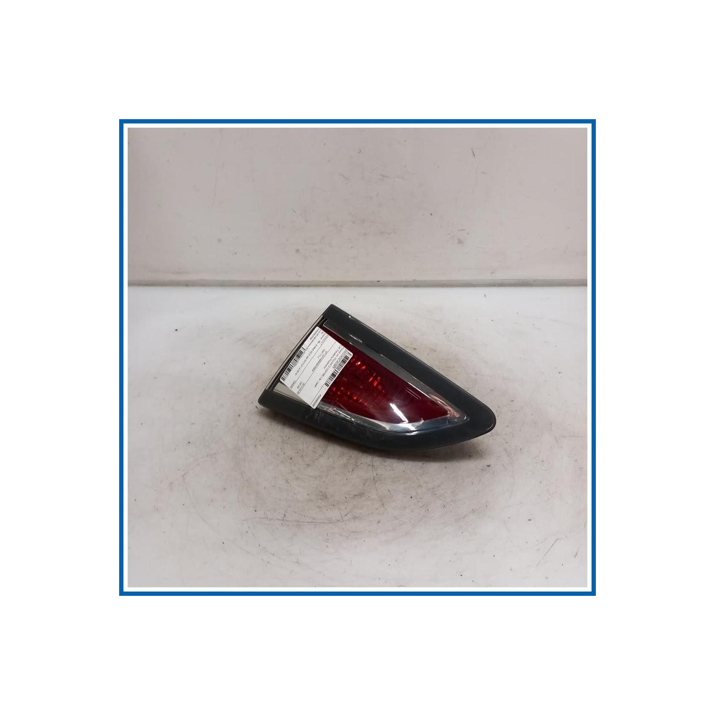 Fanale int. FEU AR D COFFRE | dx. | post. RENAULT Scénic III X-Mod