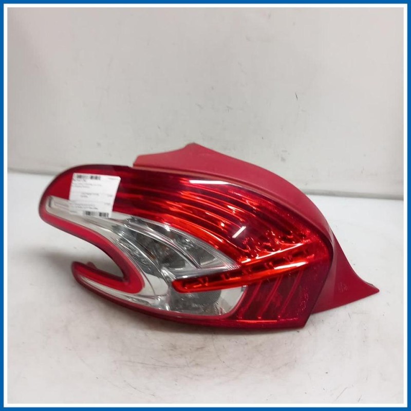 Fanale FANALE POSTERIO | sx. | post. PEUGEOT 208 I