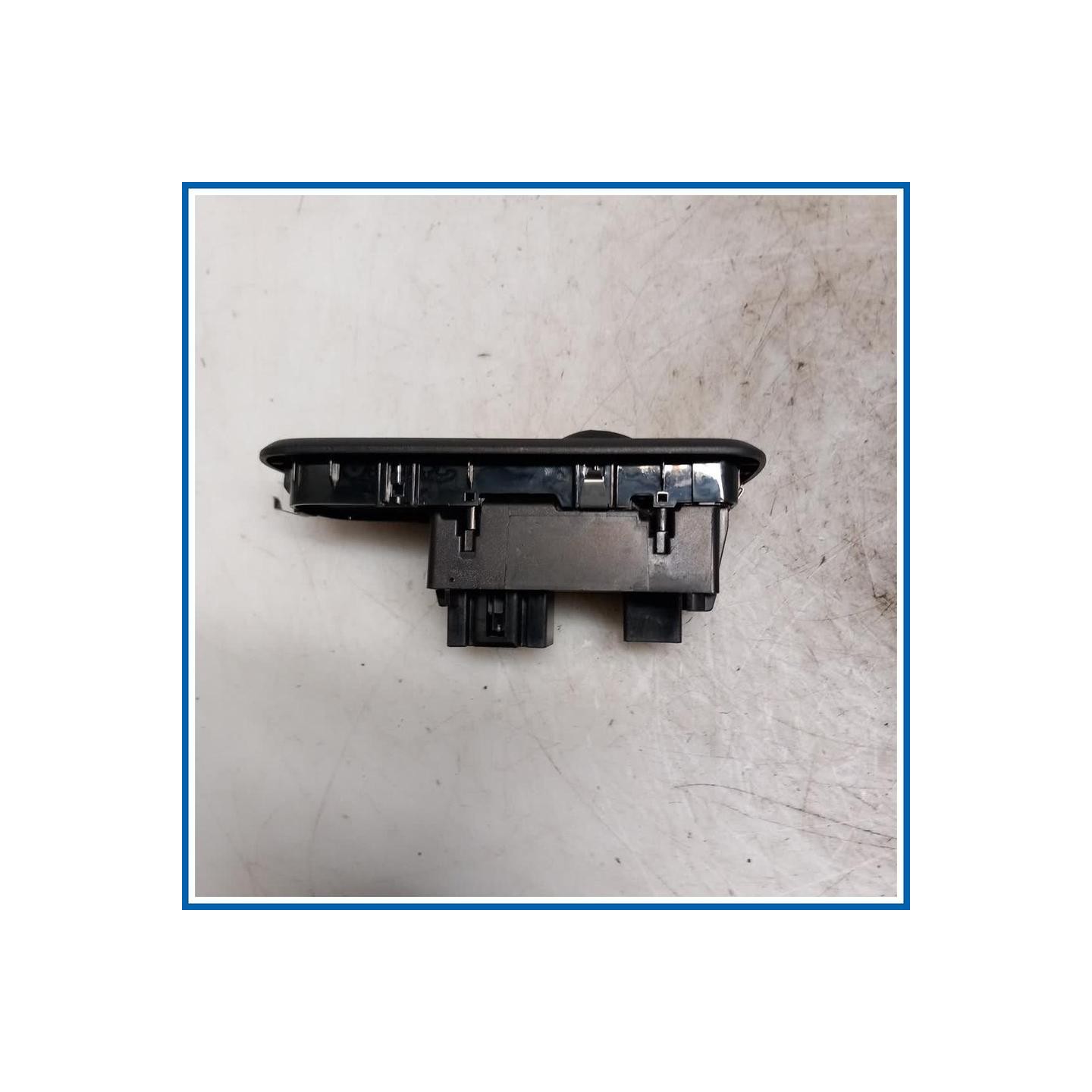 Interruttore alzacristalli SWITCH ASSY | sx. | ant. FORD Fiesta VI
