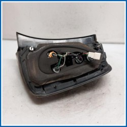 Fanale PLASTICA FARO POST | sx. | post. TOYOTA Prius I