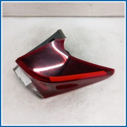 Fanale est. FANALE POST.DX | dx. | post. TOYOTA Auris II