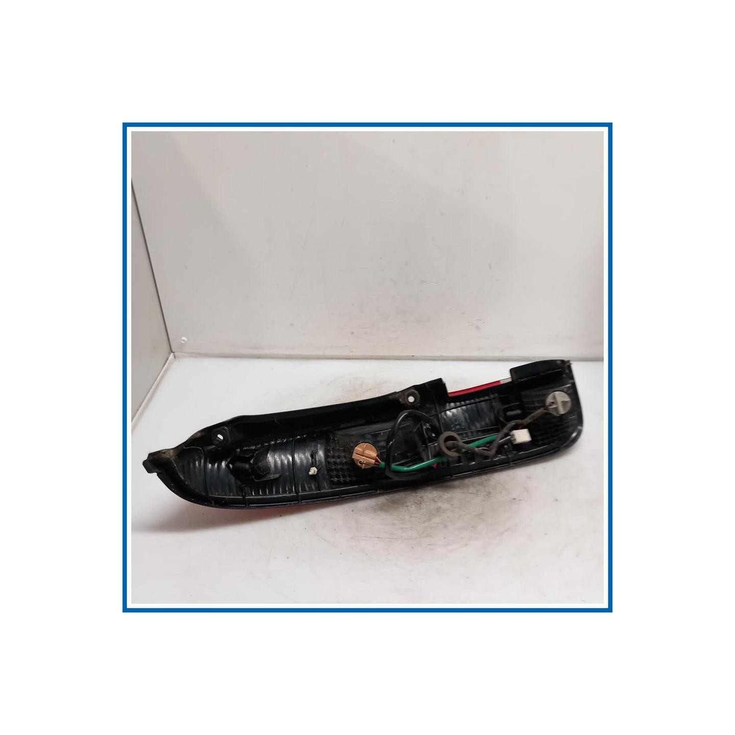 Fanale Faro post.dx j100 | dx. | post. DAIHATSU Terios I