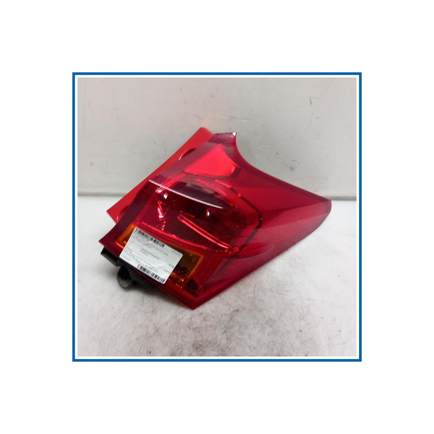 Fanale est. PLASTICA POST DX | dx. | post. TOYOTA Auris II
