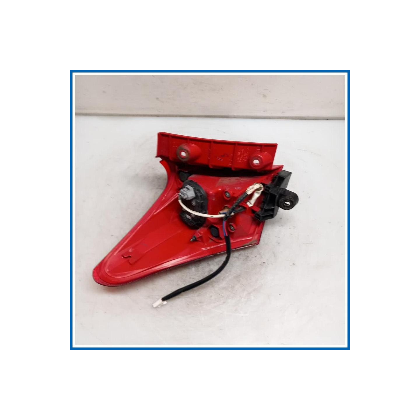 Fanale est. PLASTICA POST DX | dx. | post. TOYOTA Auris II