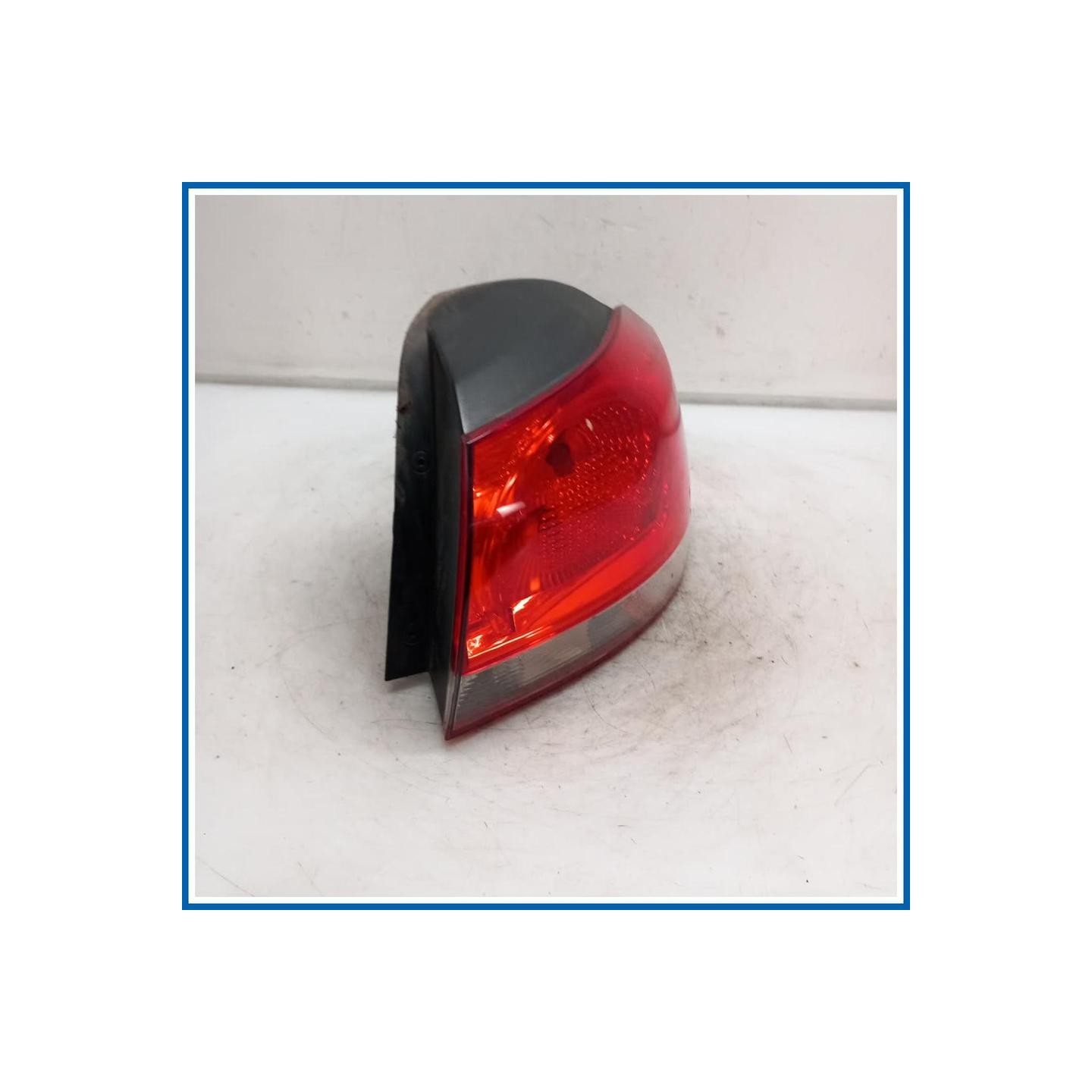 Fanale est. . | dx. | post. VOLKSWAGEN Golf VI