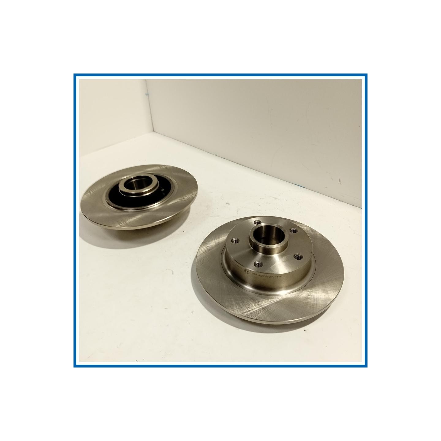 Kit dischi freni (2pz.) KIT DISCHI FRENO | post. RENAULT Mégane III SW