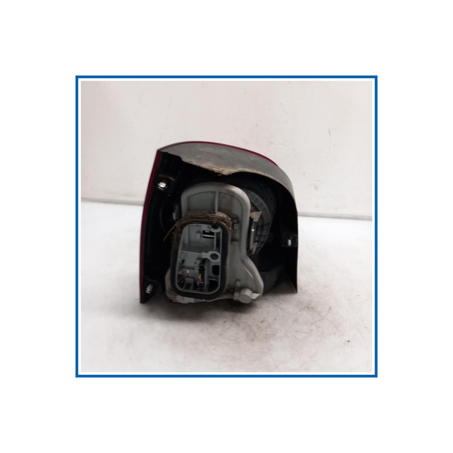 Fanale post. dx. VOLKSWAGEN Polo V