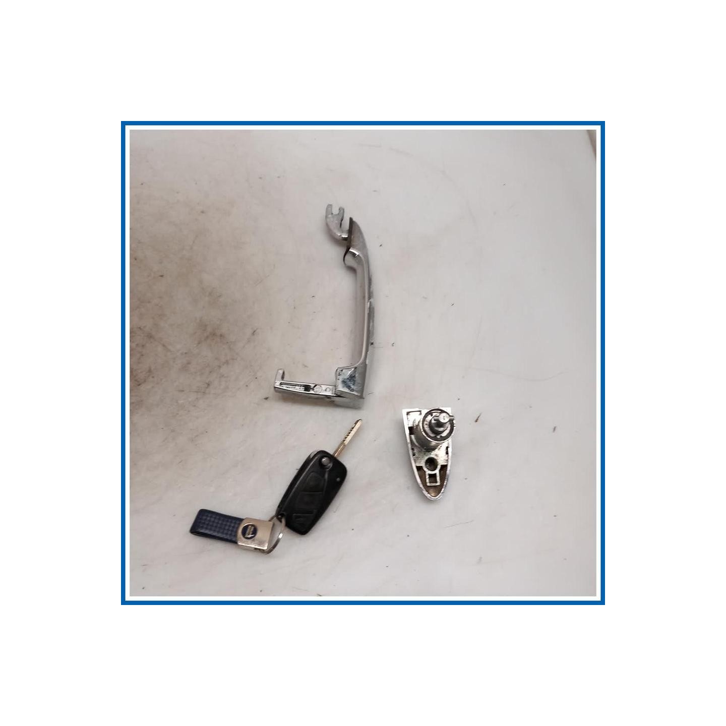 Maniglia porta est. ant. sx. LANCIA Ypsilon II