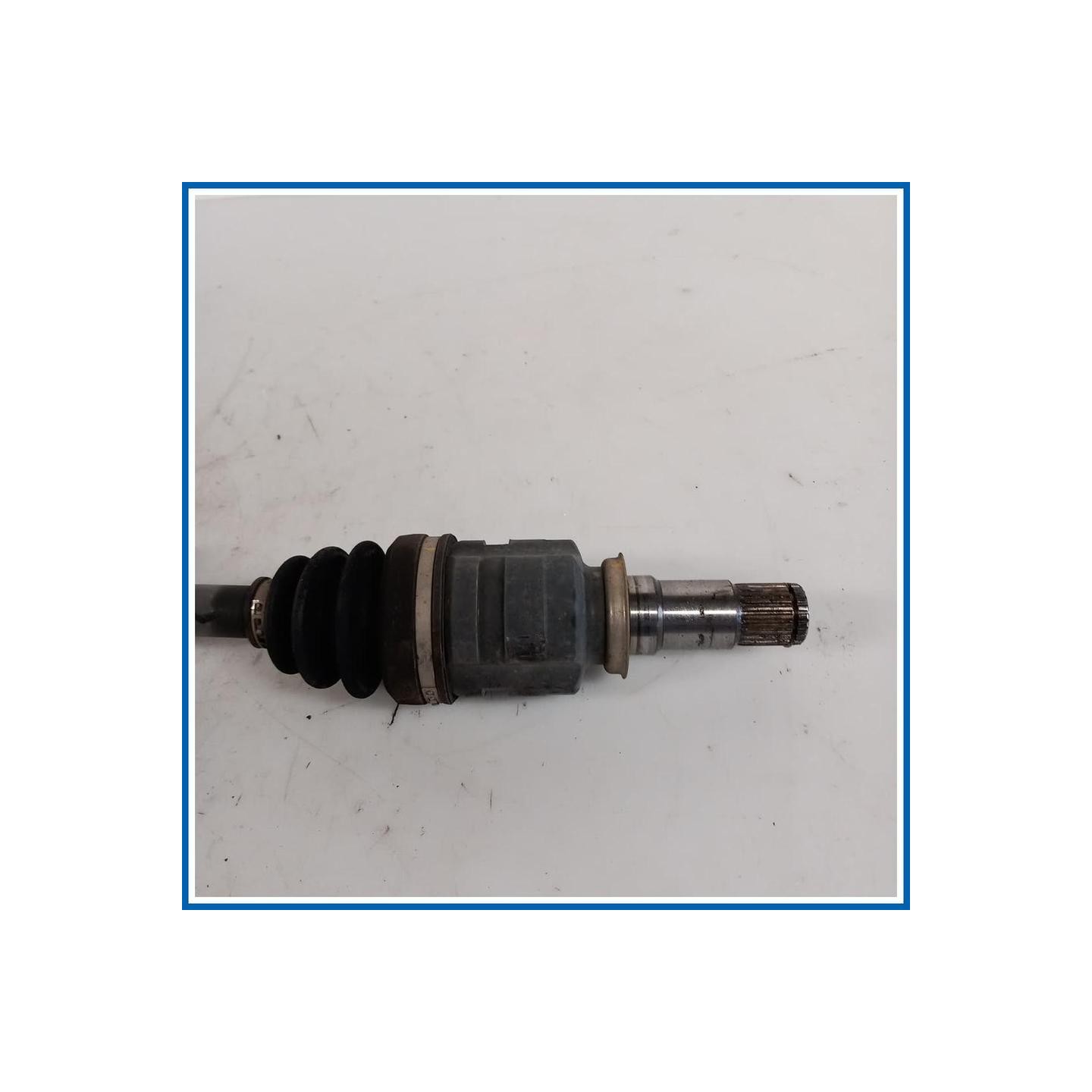 Semiasse ant. dx. TOYOTA Auris II