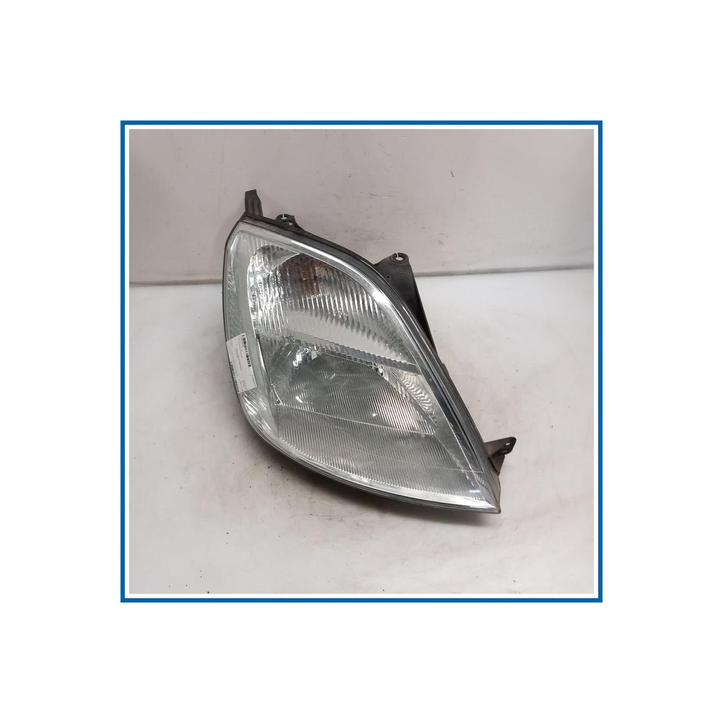 Proiettore ant. dx. FORD Fiesta V