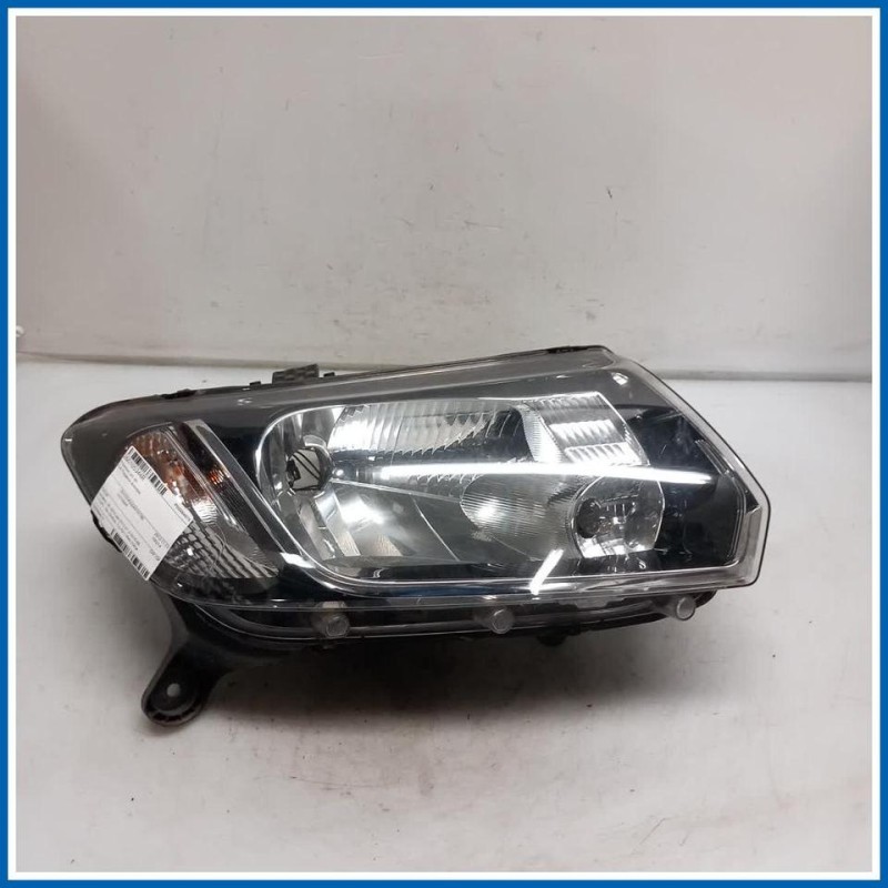 Proiettore ant. dx. DACIA Sandero II