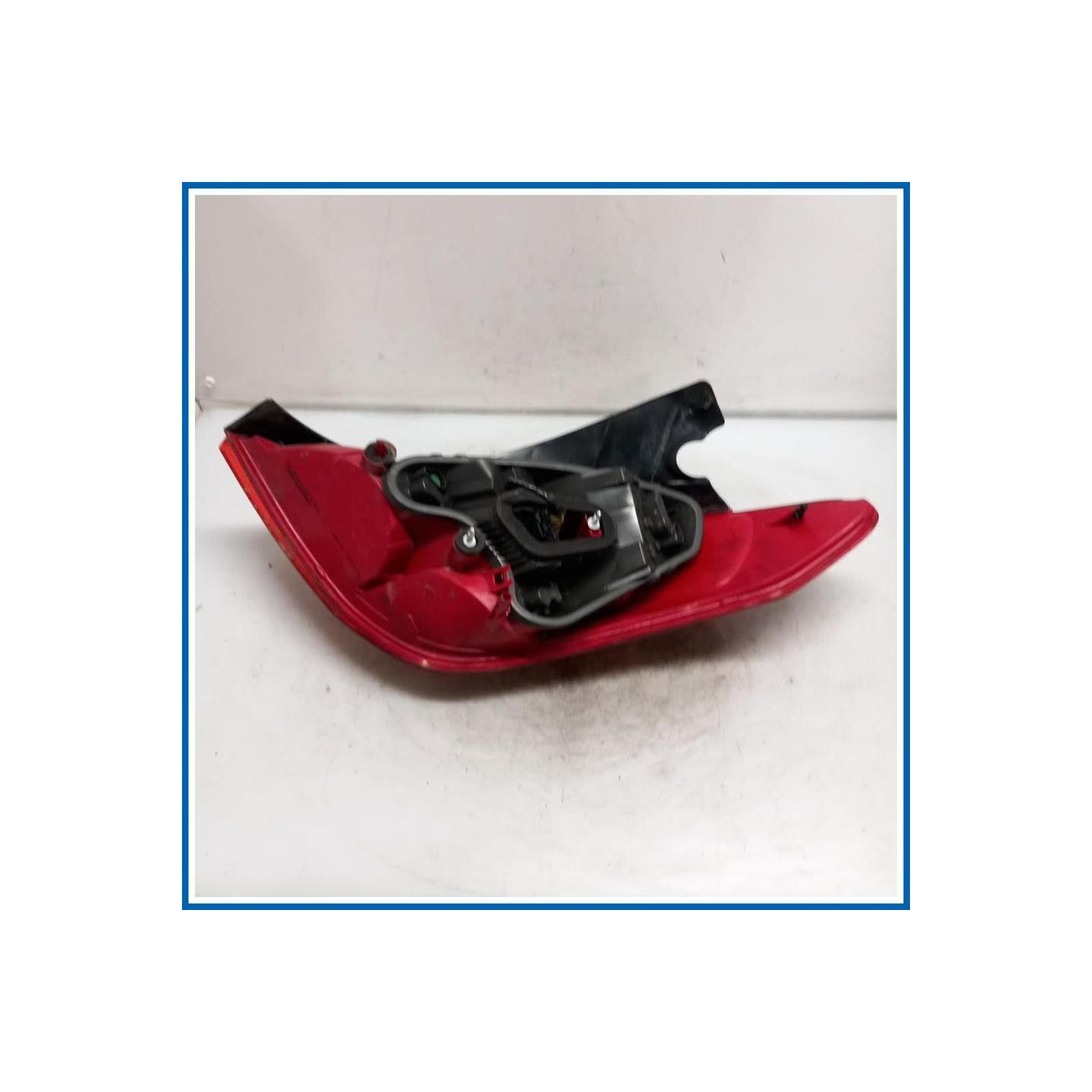 Fanale post. sx. PEUGEOT 308 I