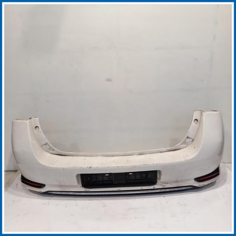 Paraurti post. TOYOTA Auris II