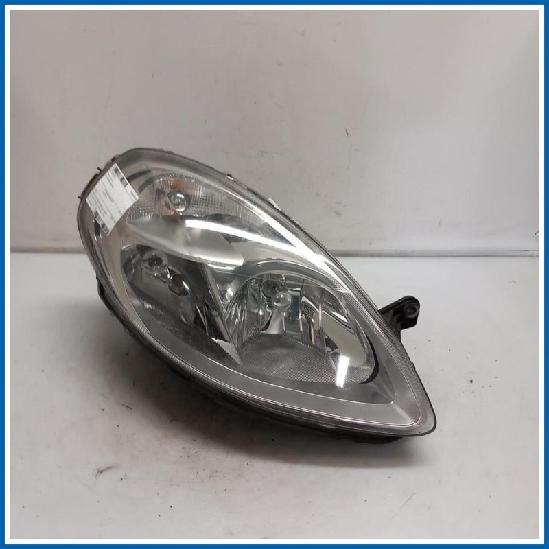 Proiettore ant. dx. LANCIA Ypsilon II