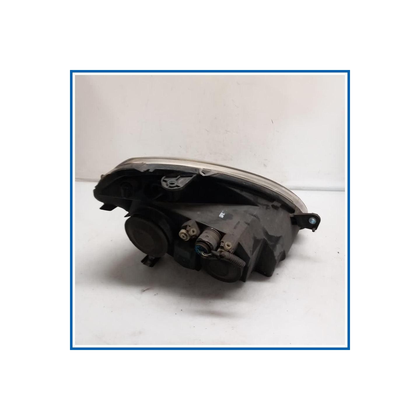 Proiettore ant. sx. LANCIA Ypsilon II