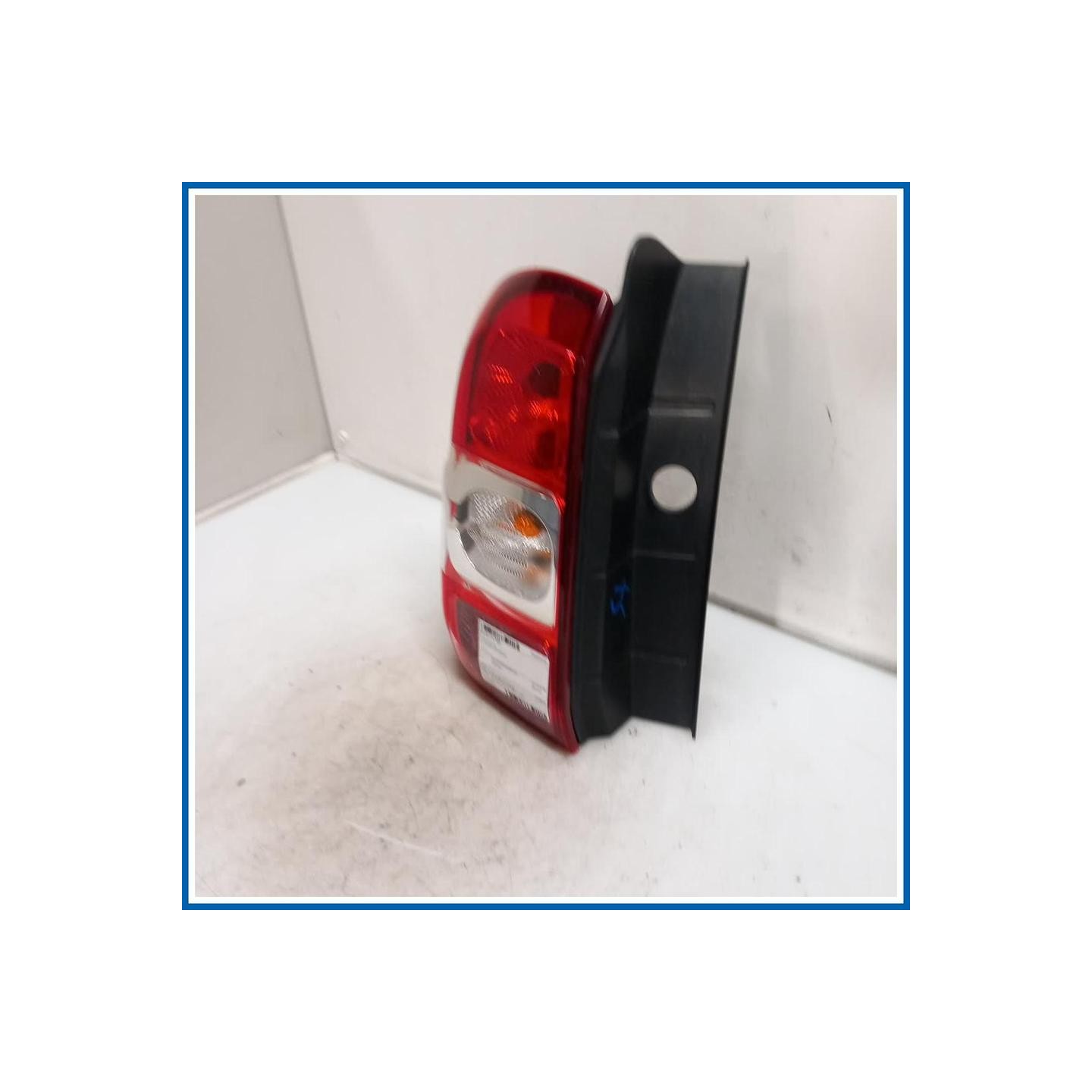 Fanale post. sx. DACIA Duster I