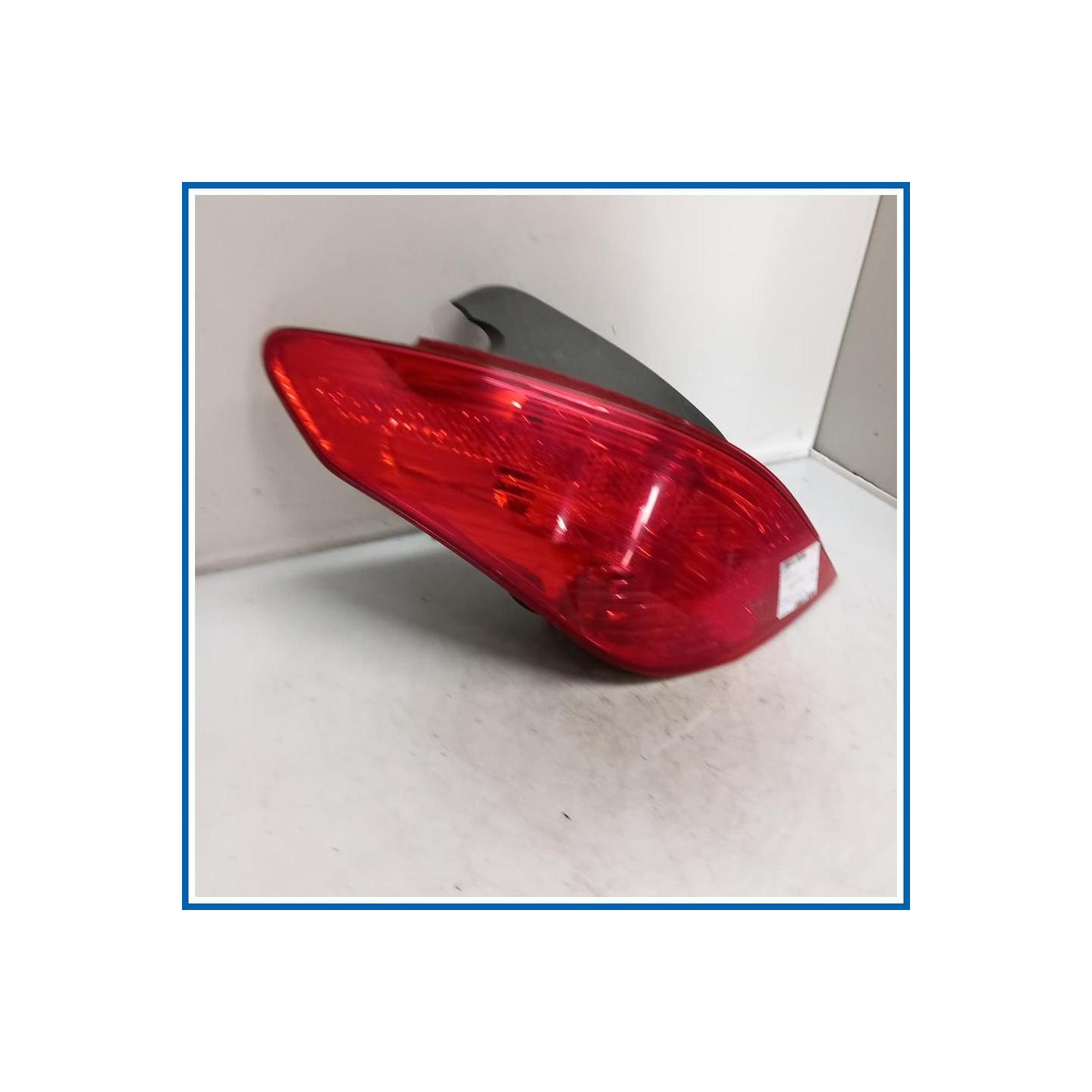 Fanale post. sx. PEUGEOT 308 I