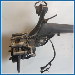 Assale post. TOYOTA Yaris Cross